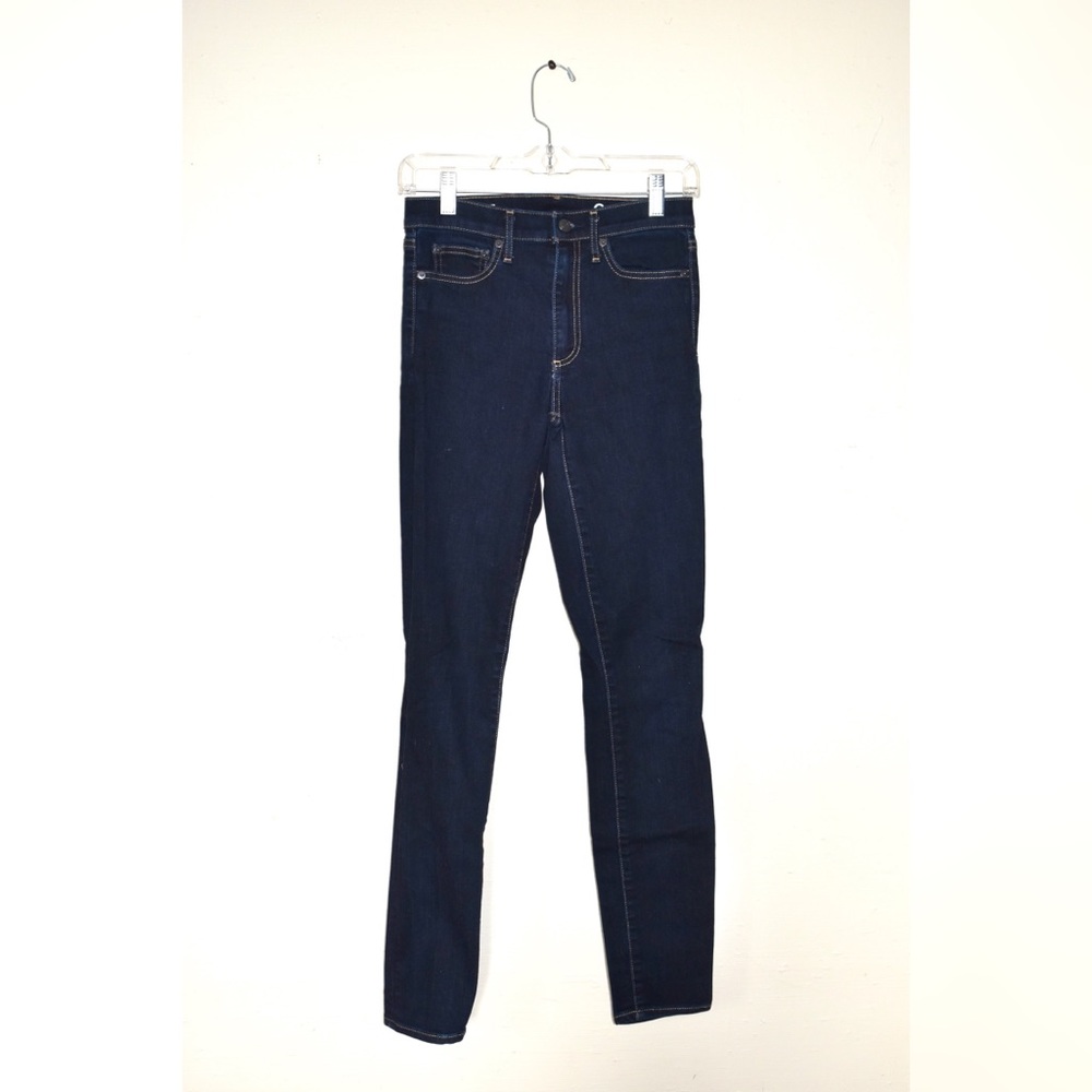 Classic Gap Jeans